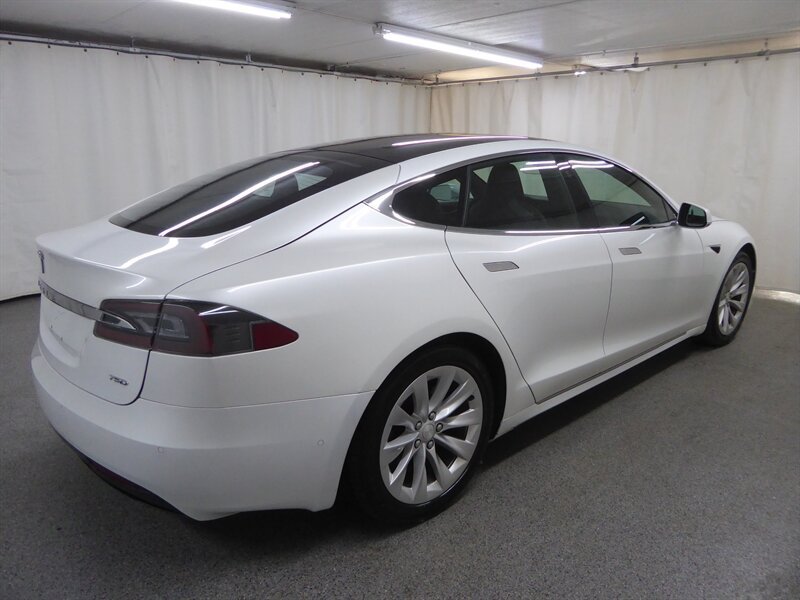 Used 2018 Tesla Model S 75D AWD/4WD image 8