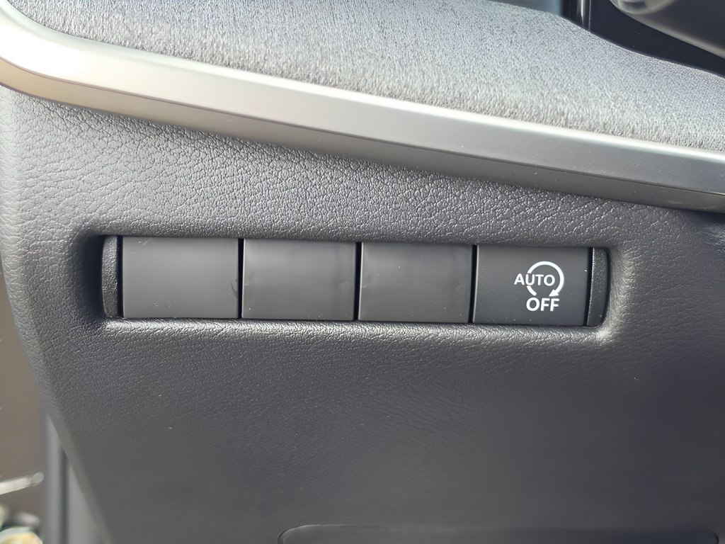 New 2026 Nissan Kicks S FWD image 25