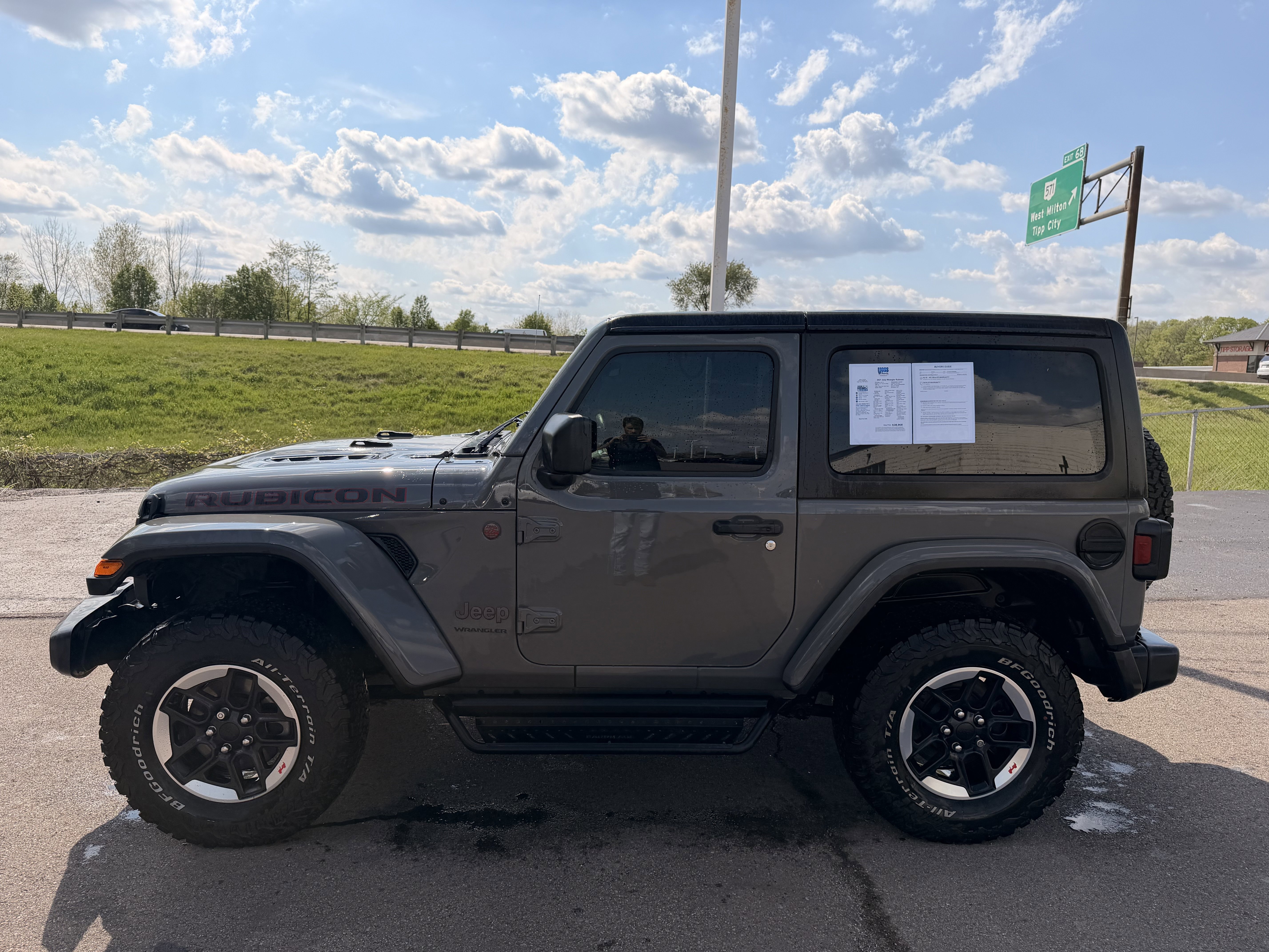 Used 2021 Jeep Wrangler Rubicon AWD/4WD image 6