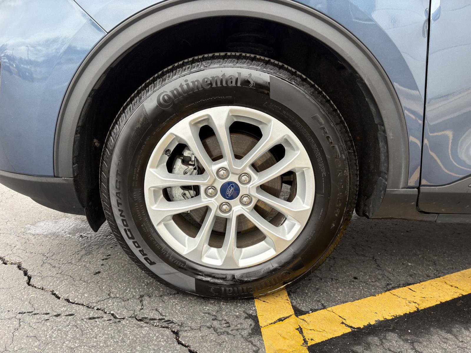 Used 2020 Ford Escape SE image 26