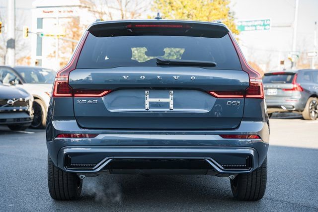 New 2026 Volvo XC60 B5 Plus w/ Climate Package image 6