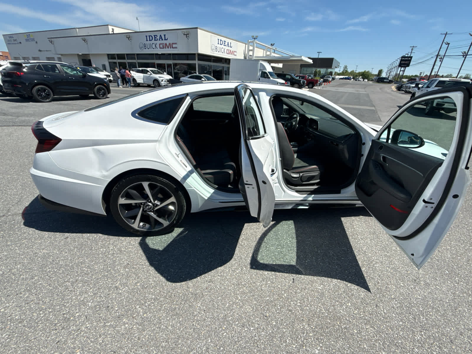 Used 2022 Hyundai Sonata SEL Plus w/ Cargo Package FWD image 25