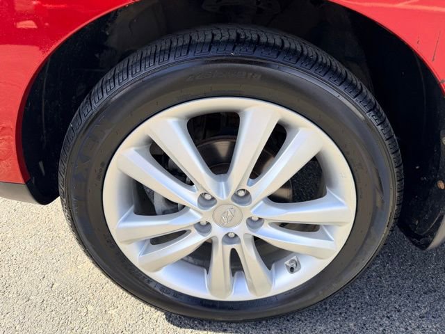 Used 2011 Hyundai Tucson Limited image 12