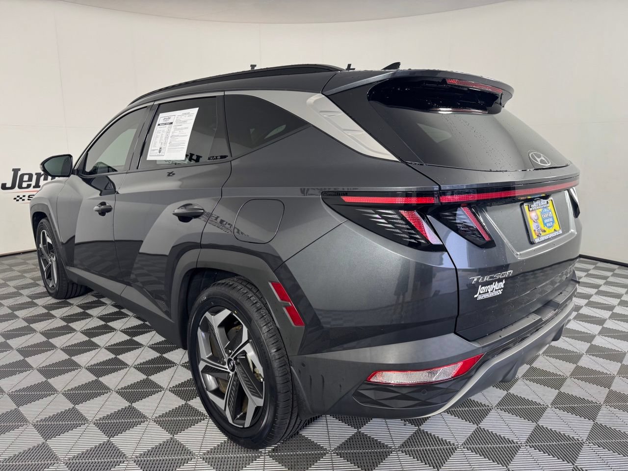 Used 2024 Hyundai Tucson Limited FWD image 8