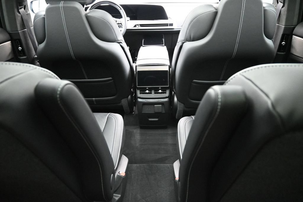 Certified 2026 Cadillac Vistiq Platinum w/ LPO, Floor Liner Package AWD/4WD image 28