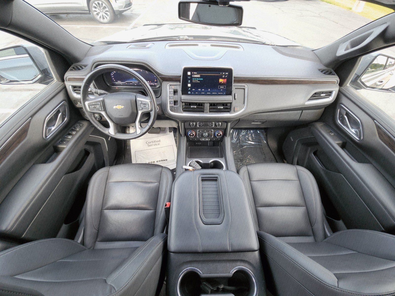 Used 2022 Chevrolet Tahoe LT w/ Luxury Package AWD/4WD image 30