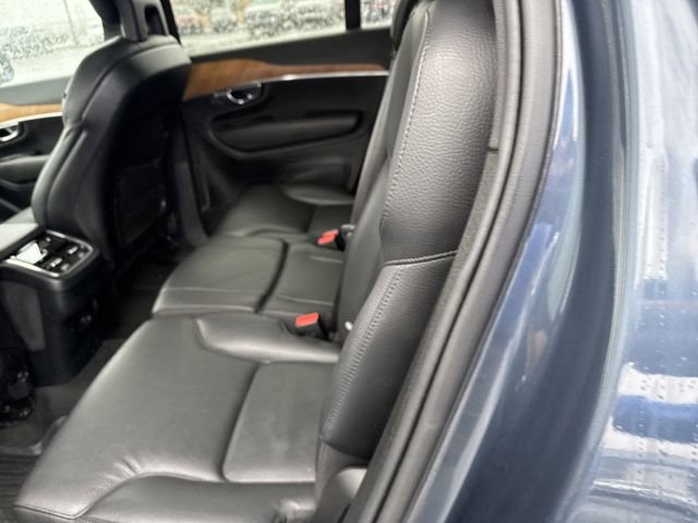 Used 2022 Volvo XC90 T6 Momentum w/ Advanced Package image 13