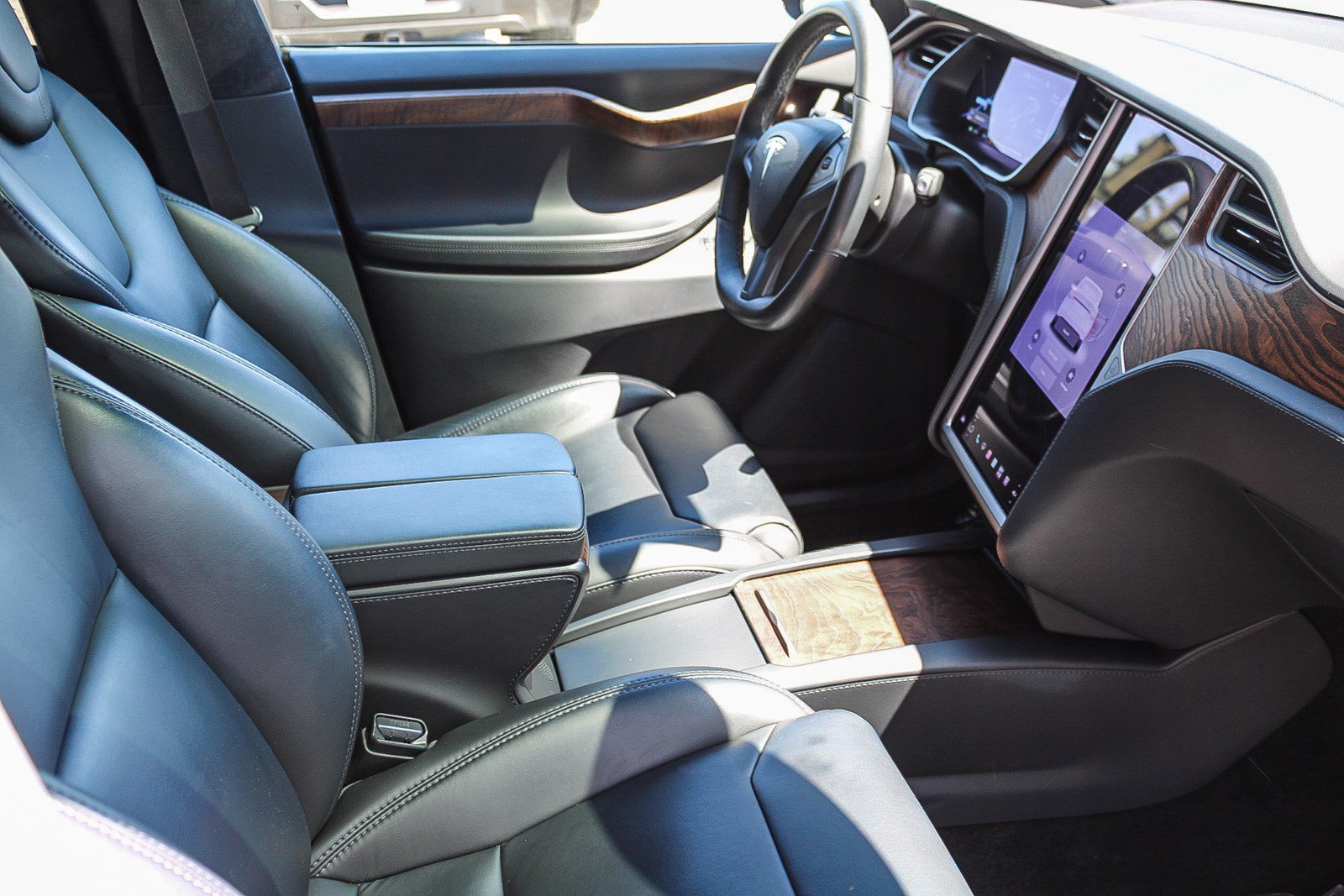 Used 2019 Tesla Model X 100D AWD/4WD image 18