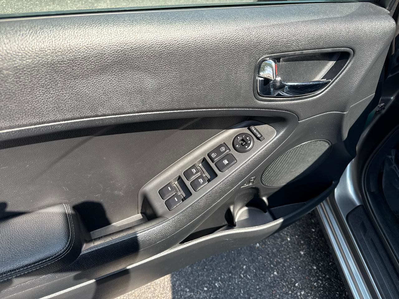 Used 2015 Kia Forte EX image 14