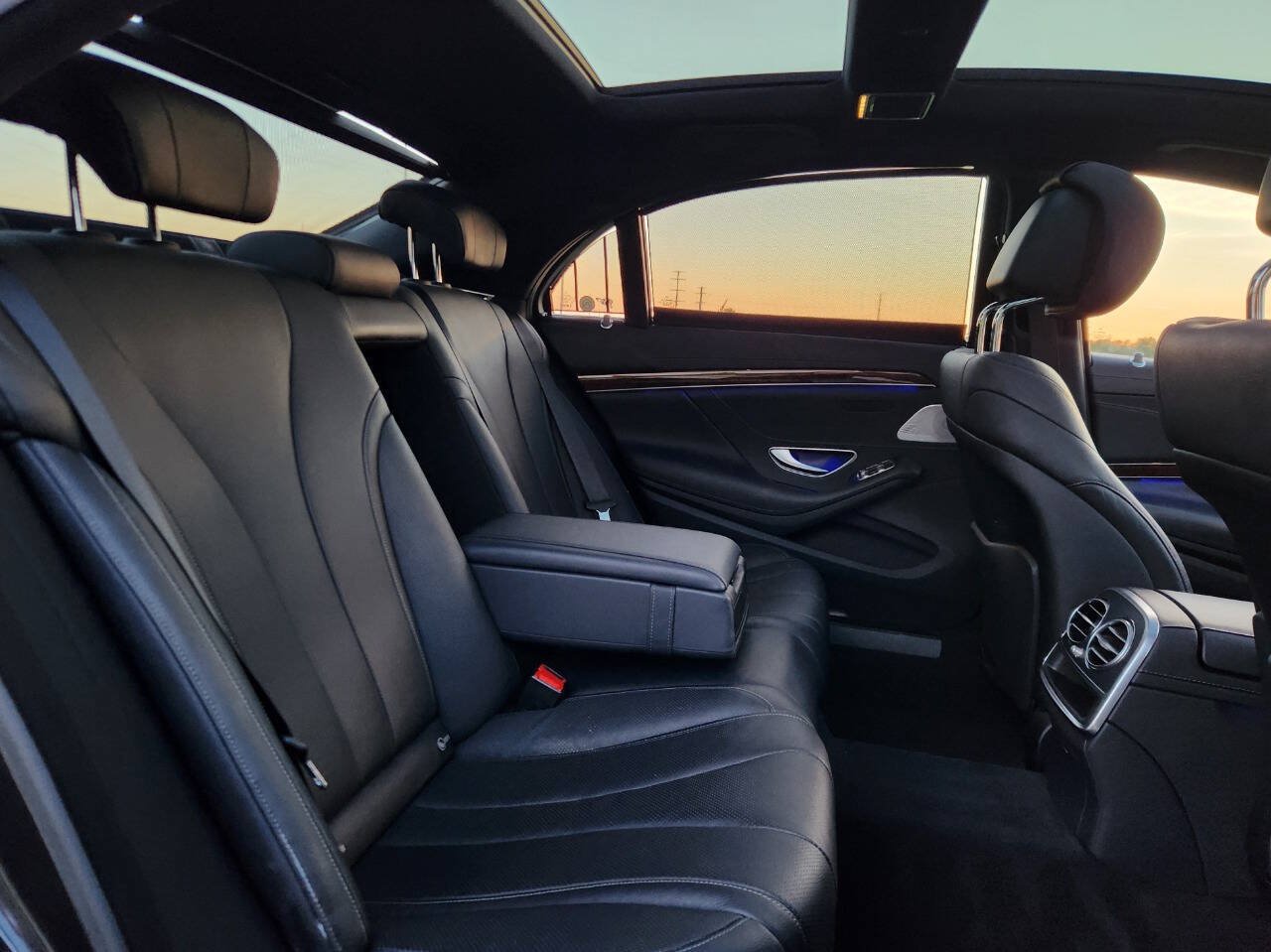 Used 2015 Mercedes-Benz S 550 4MATIC Sedan image 10