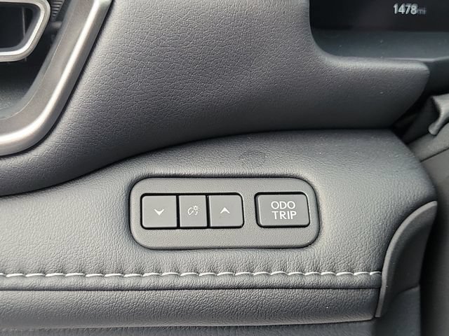 Used 2026 Lexus IS 350 F Sport w/ Technology Package RWD image 13