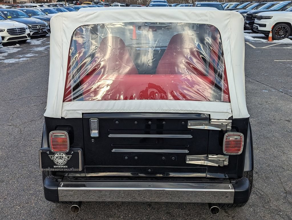 Used 2002 Jeep Wrangler Sahara AWD/4WD image 9