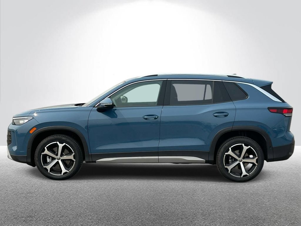 New 2026 Volkswagen Tiguan SE AWD/4WD image 2
