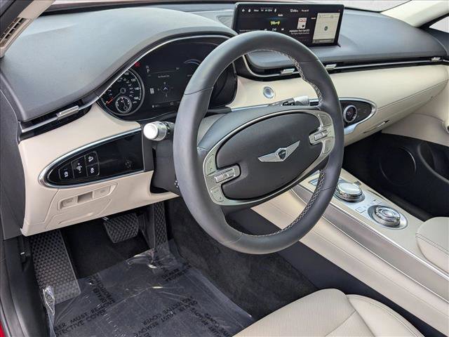 Used 2025 Genesis GV70 2.5T w/ Select Package AWD/4WD image 10