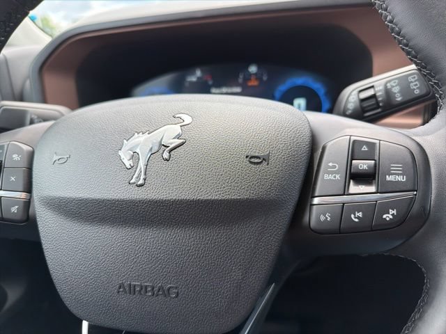 Used 2025 Ford Bronco Sport Outer Banks w/ Sasquatch Outer Banks Package AWD/4WD image 21