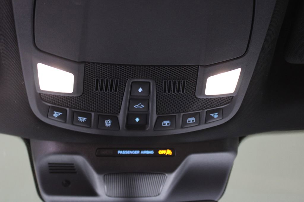 Used 2024 Ford Expedition Platinum image 35