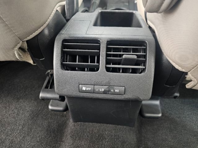 Used 2015 MAZDA MAZDA5 Sport image 32