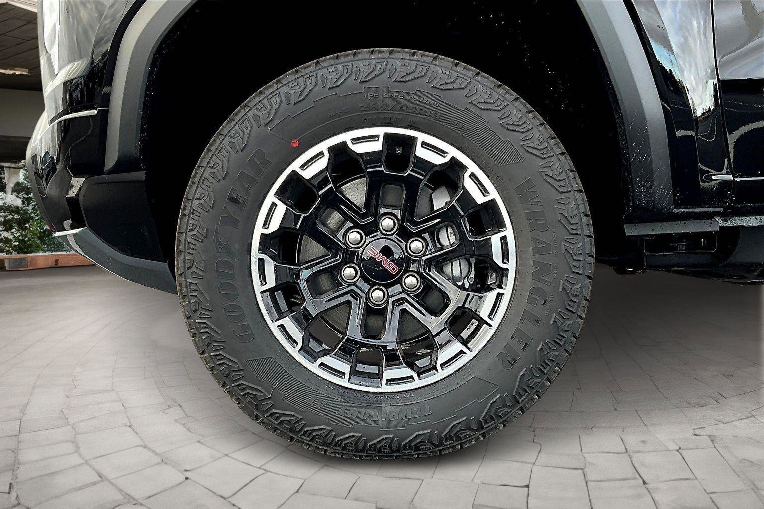 New 2026 GMC Canyon AT4 w/ Technology Plus Package image 12