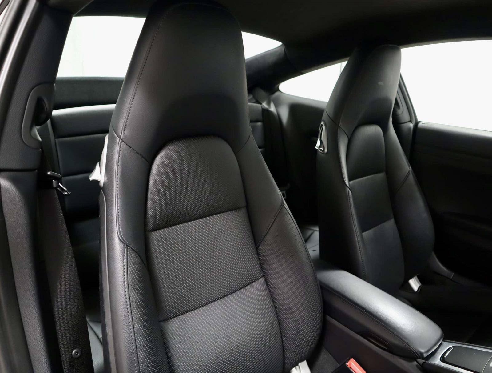 Used 2018 Porsche 911 Carrera S RWD image 14