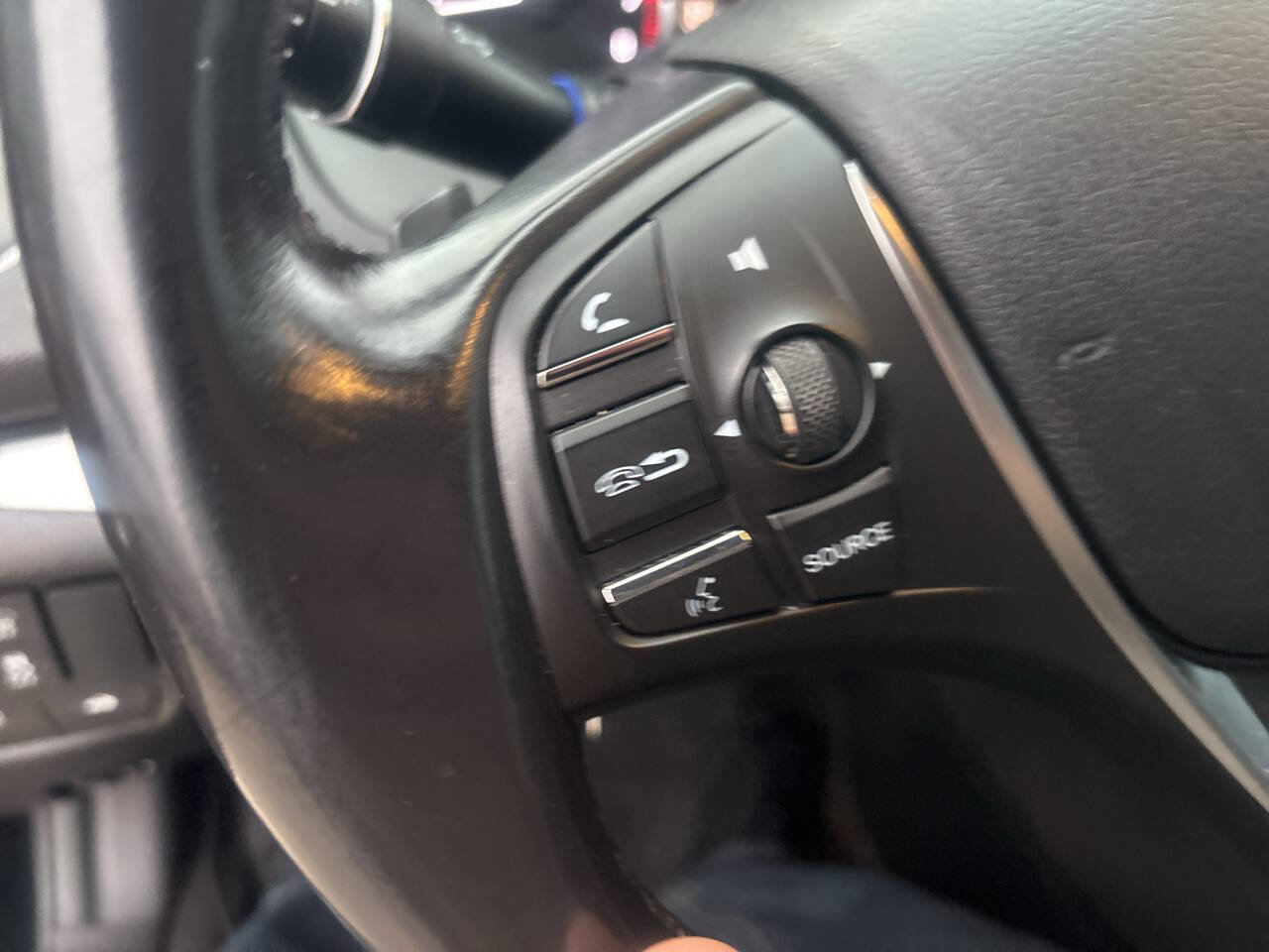 Used 2018 Acura TLX w/ Technology Package FWD image 16