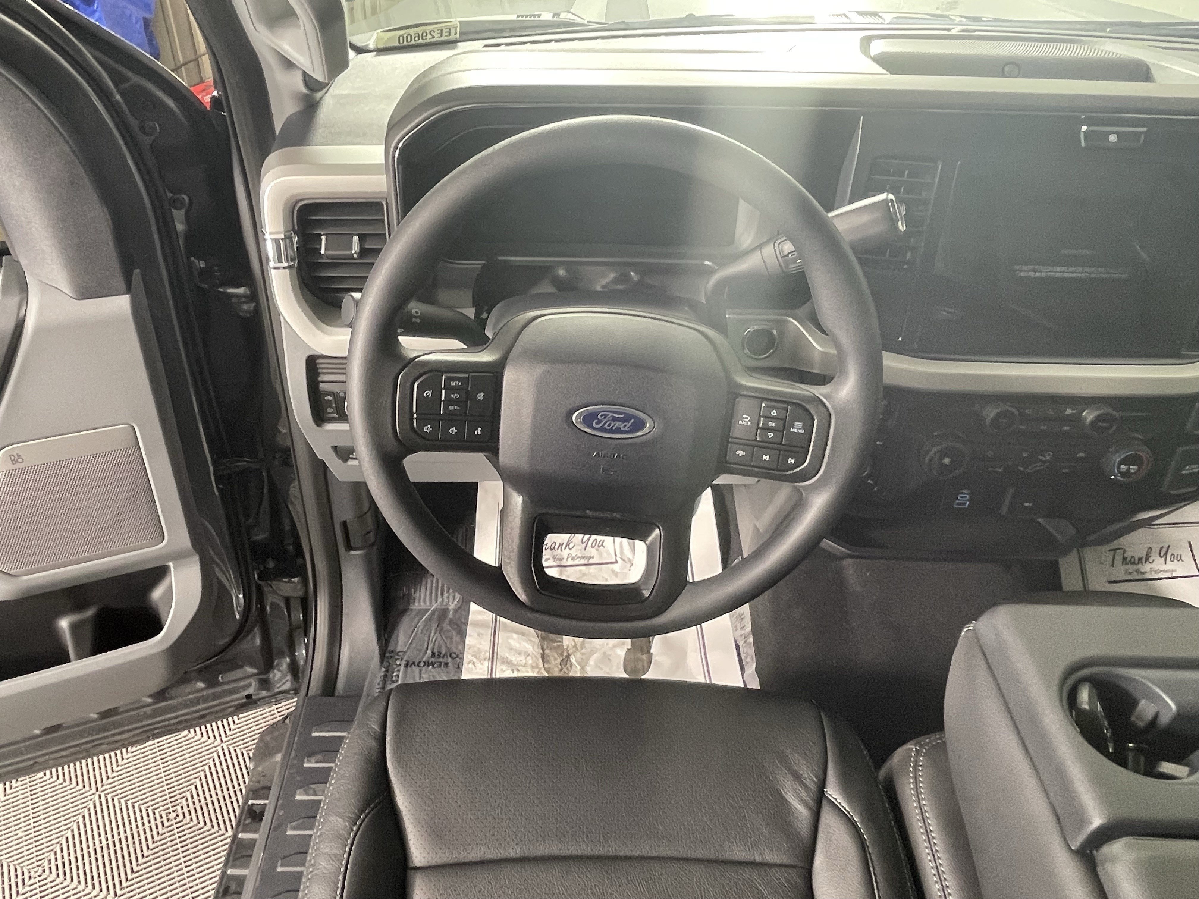 New 2026 Ford F250 XLT w/ XLT Premium Package AWD/4WD image 11
