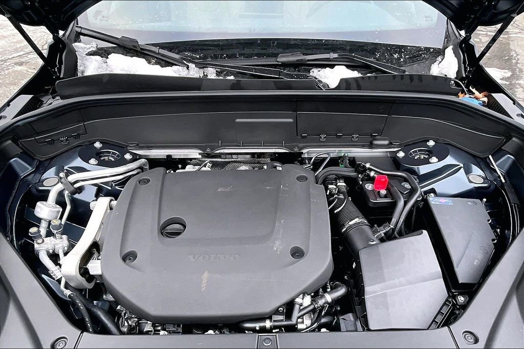 New 2026 Volvo XC90 B6 Plus w/ Protection Package Premier image 12
