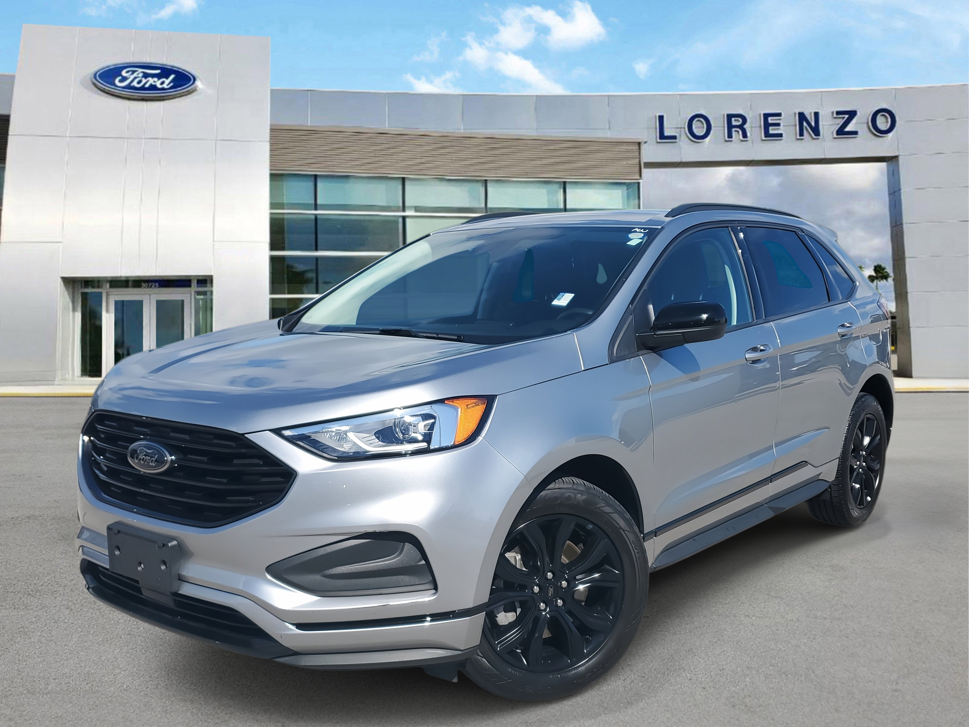 Used 2024 Ford Edge SE w/ Black Appearance Package