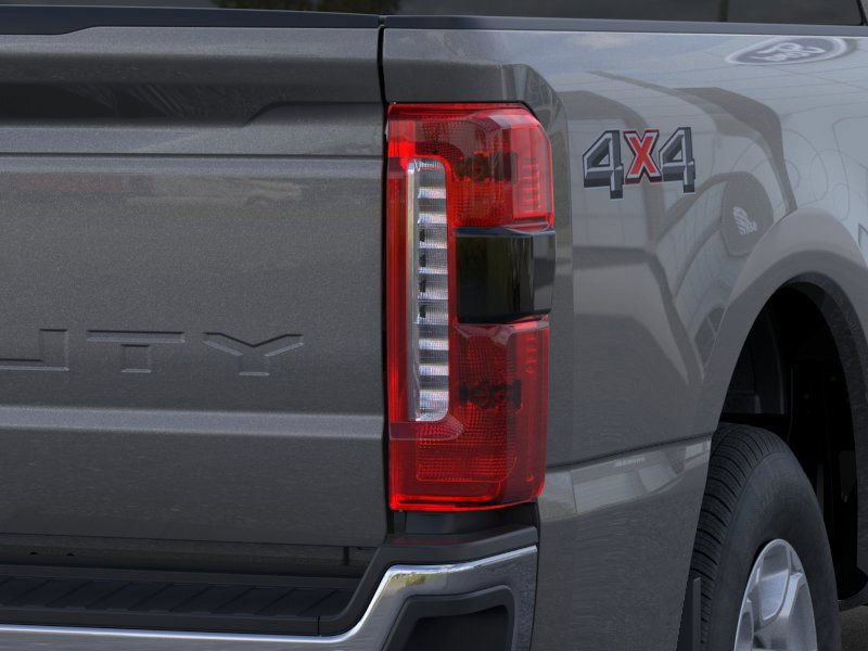 New 2026 Ford F350 XLT w/ XLT Premium Package AWD/4WD image 21