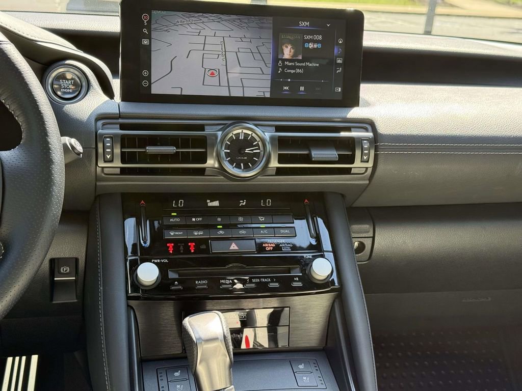 Used 2025 Lexus IS 500 RWD image 17