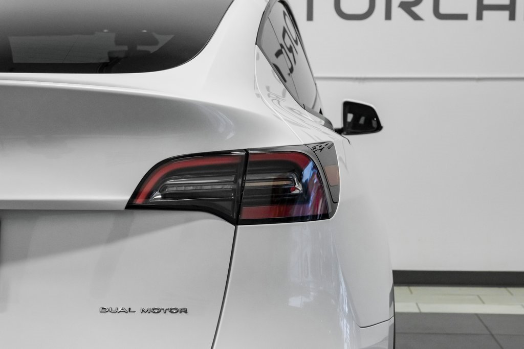 Used 2023 Tesla Model Y Long Range image 49