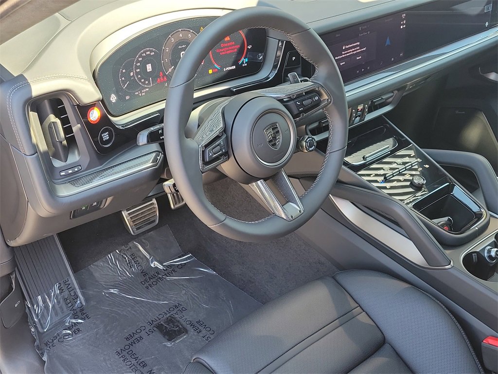 New 2026 Porsche Cayenne Turbo image 4