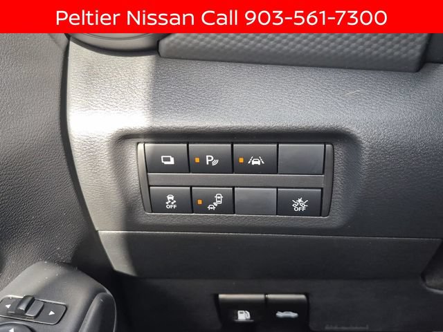 Certified 2025 Nissan Kicks Play S FWD image 24