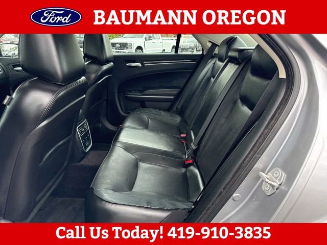 Used 2017 Chrysler 300 C AWD/4WD image 13
