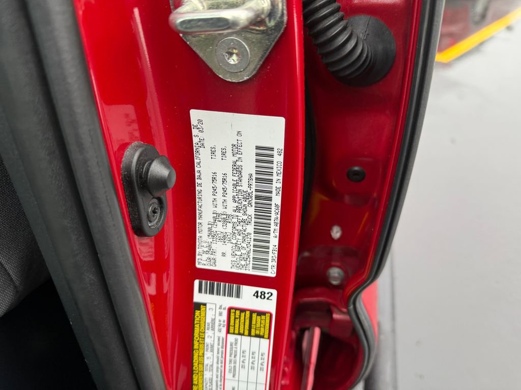 Used 2020 Toyota Tacoma SR image 28