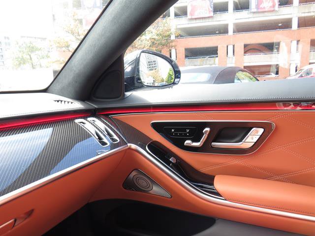Used 2024 Mercedes-Benz S 63 AMG S image 17