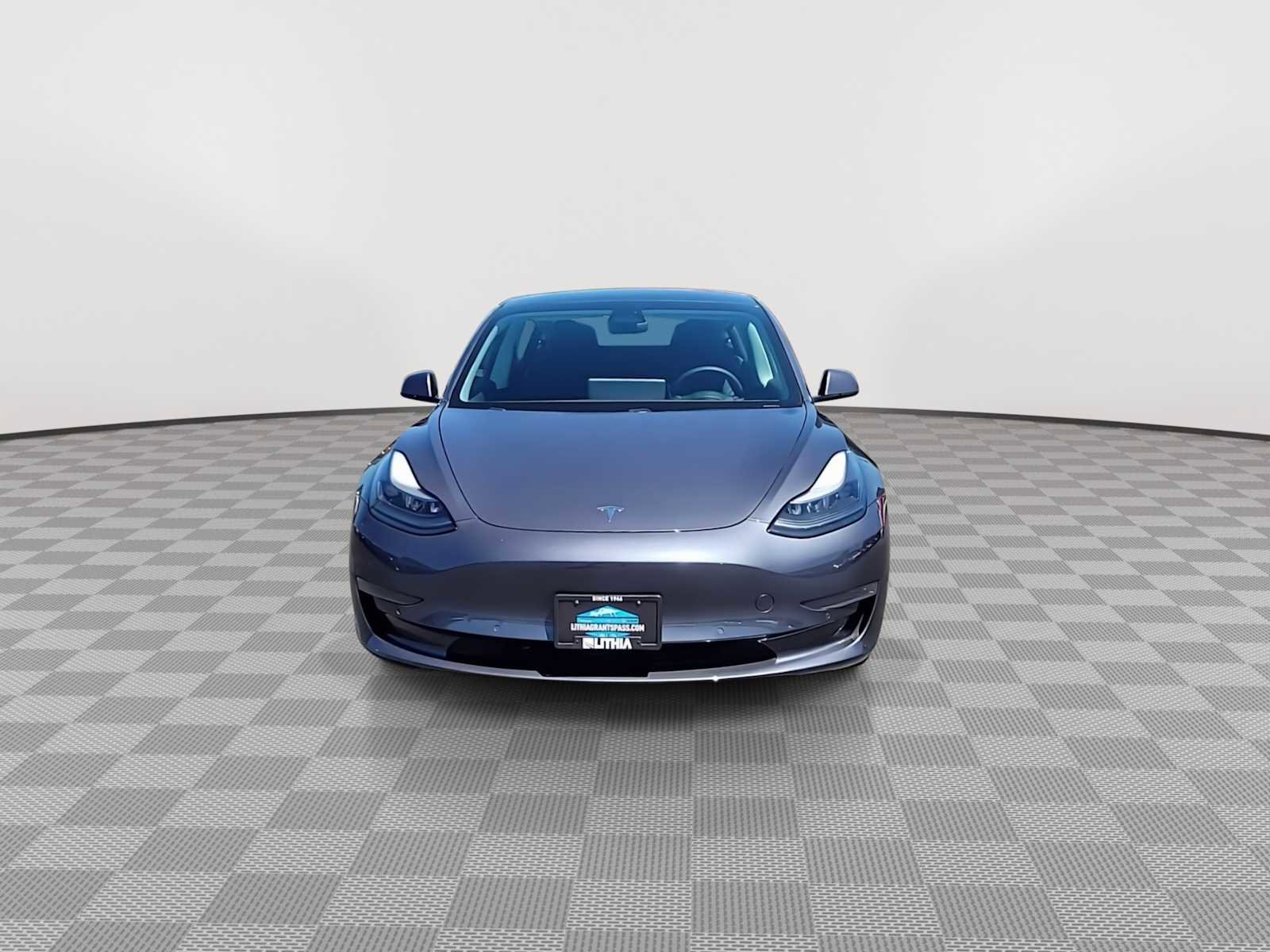 Used 2021 Tesla Model 3 Standard Range Plus RWD image 3