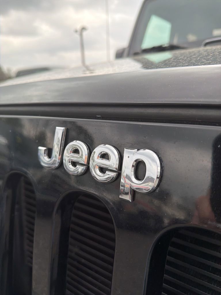 Used 2015 Jeep Wrangler Sport w/ Quick Order Package 24S image 31
