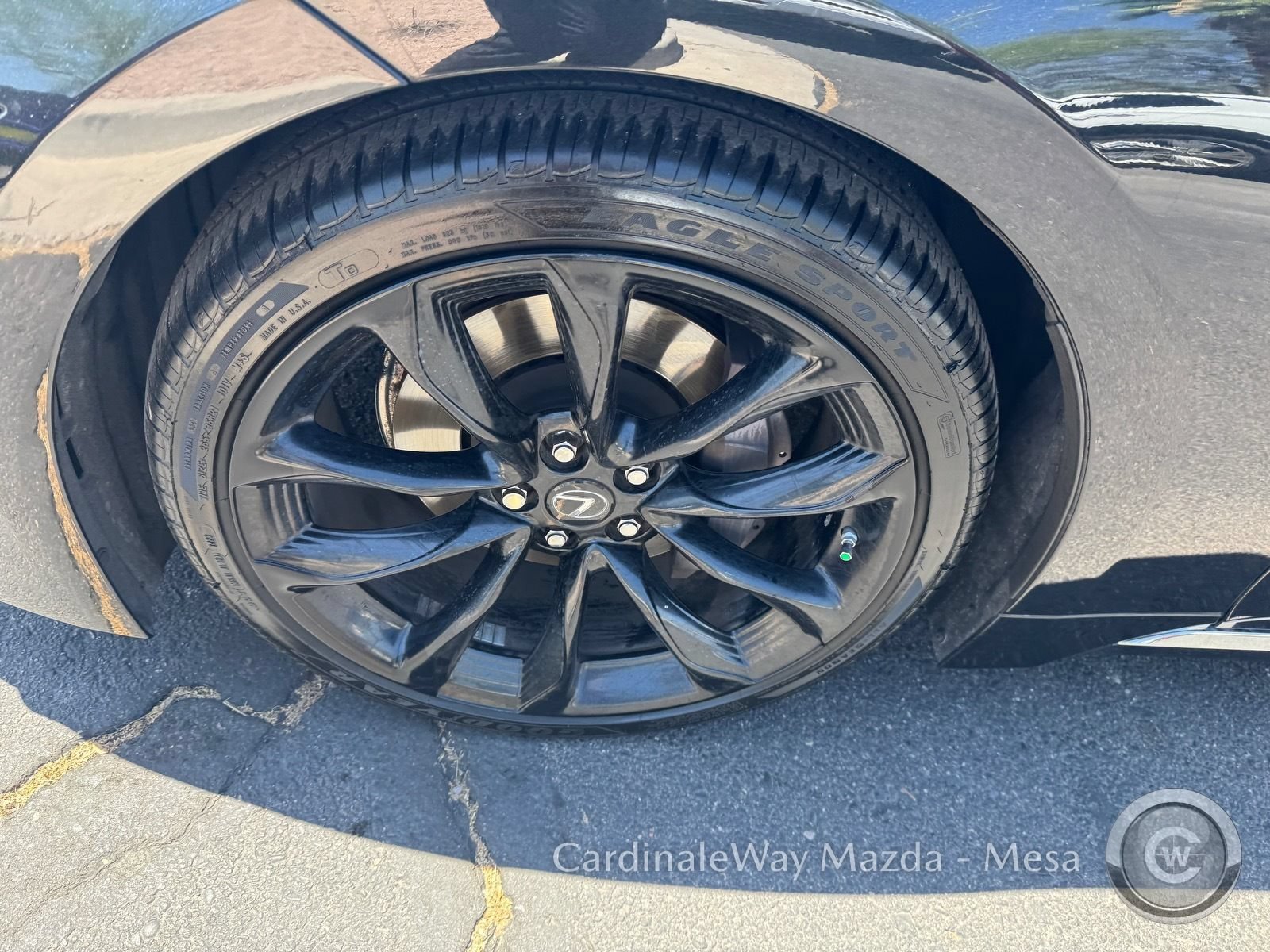 Used 2019 Lexus LS 500 w/ Accessory Package (Z1) RWD image 9