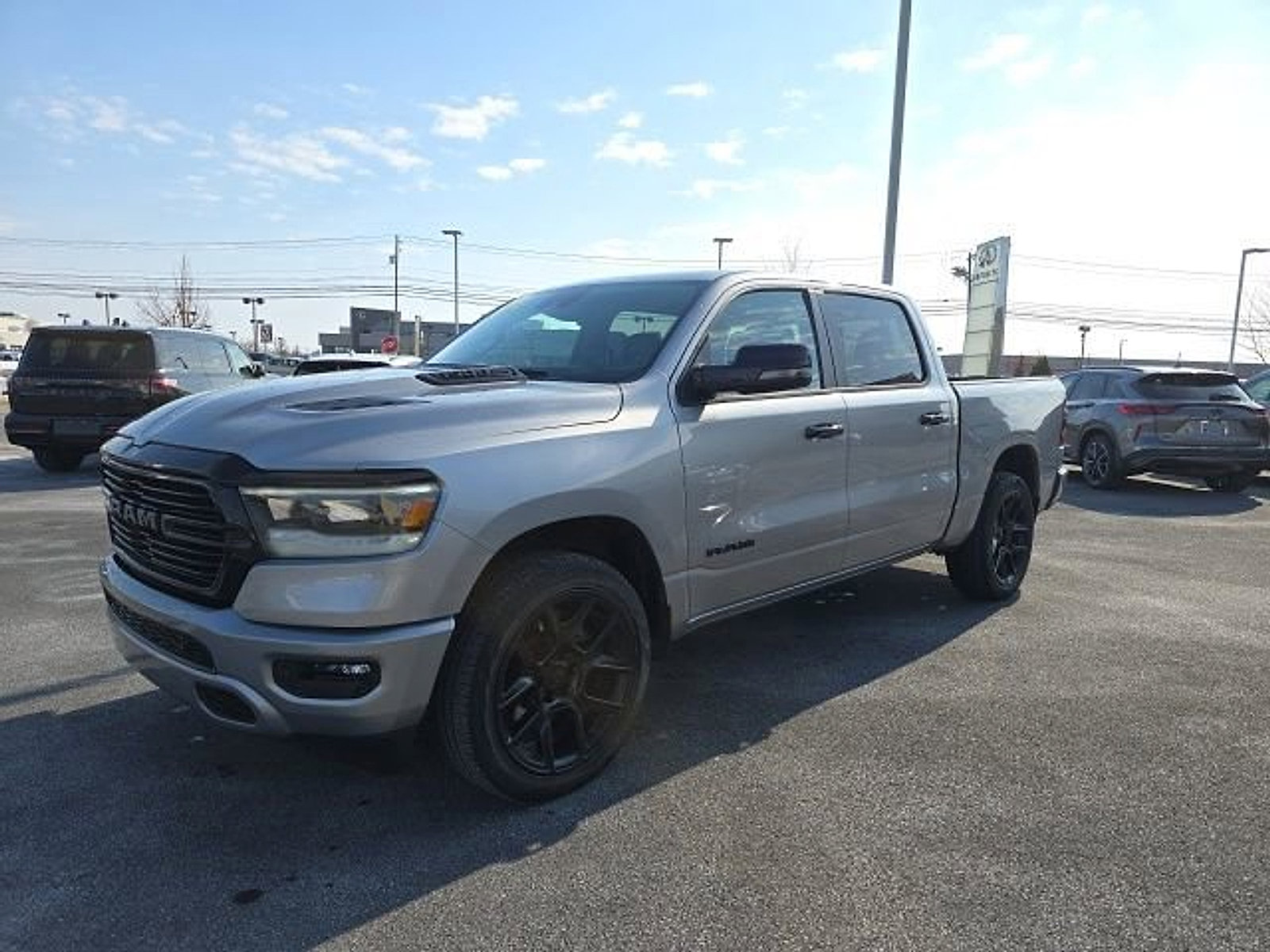Used 2024 RAM 1500 Laramie image 3