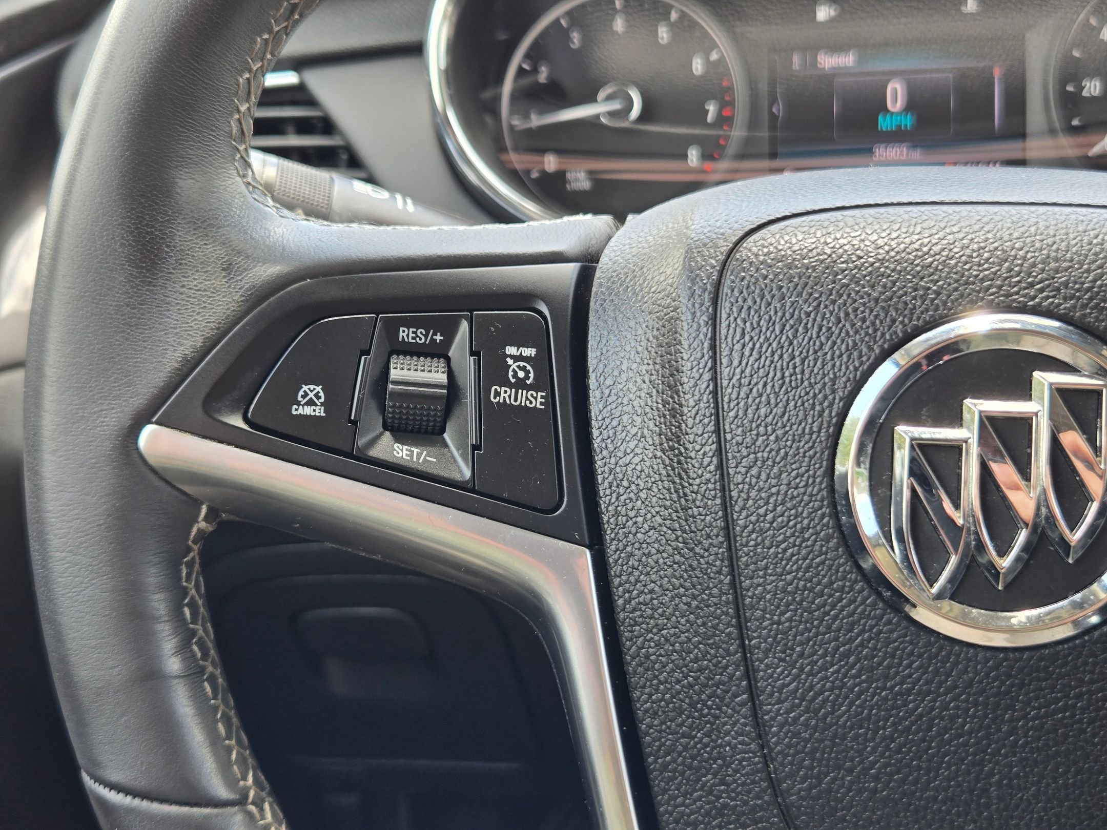 Certified 2019 Buick Encore Preferred FWD image 12