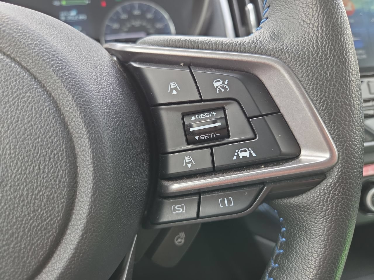 Used 2023 Subaru Crosstrek Hybrid w/ Moonroof Package w/Navigation AWD/4WD image 28