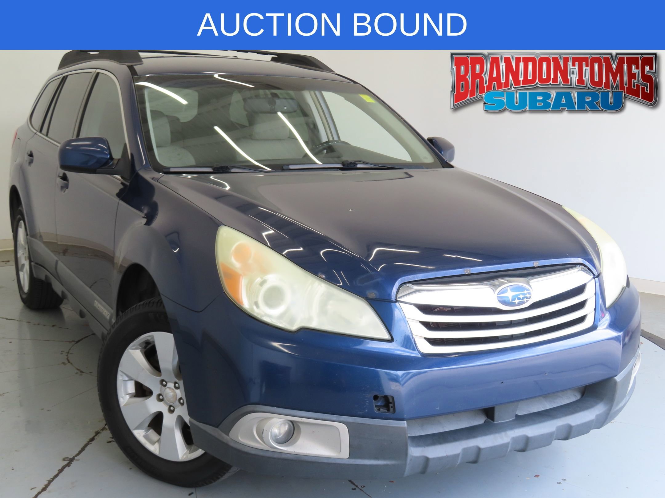 Used 2011 Subaru Outback 2.5i Premium AWD/4WD image 1