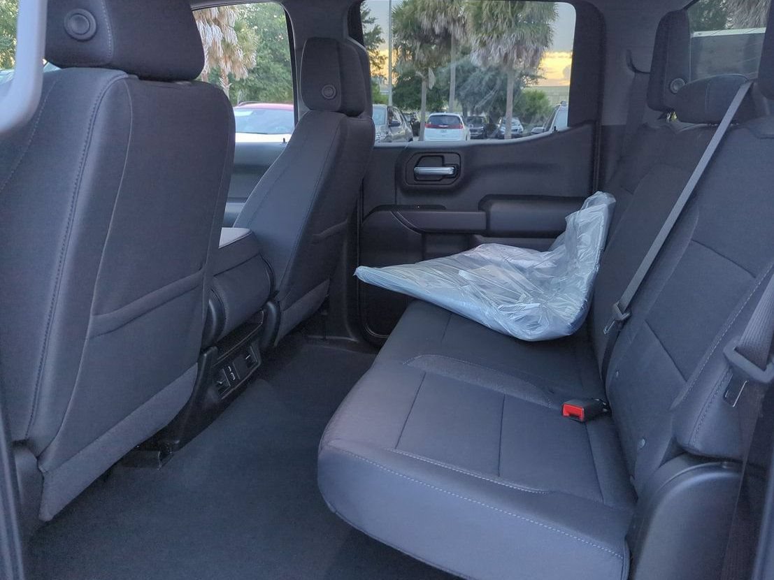 New 2026 Chevrolet Silverado 1500 Custom w/ LPO, Dark Essentials Package RWD image 22