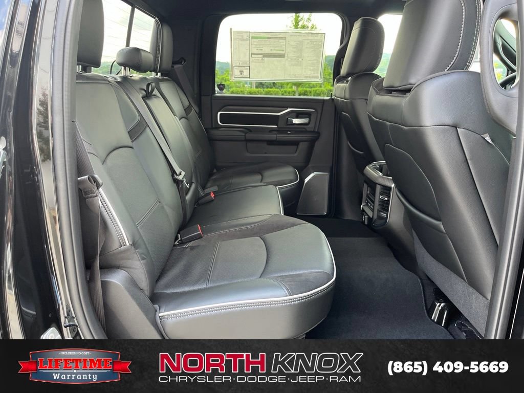 New 2026 RAM 2500 Laramie AWD/4WD image 21