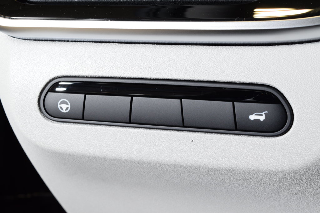 New 2027 INFINITI QX60 Luxe w/ Cargo Package AWD/4WD image 18