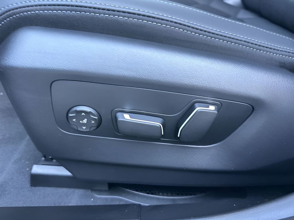 New 2026 BMW 530i w/ Premium Package image 16