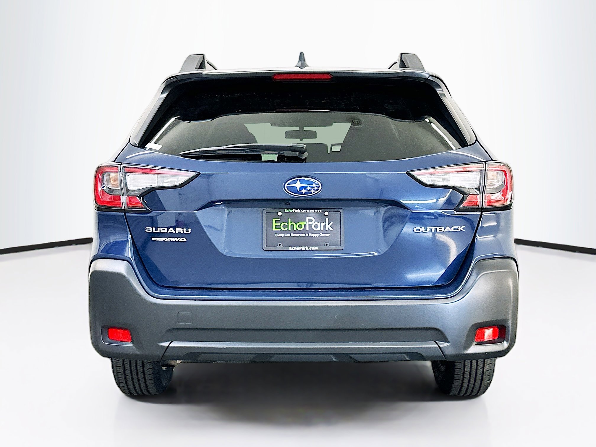 Used 2025 Subaru Outback Premium image 7