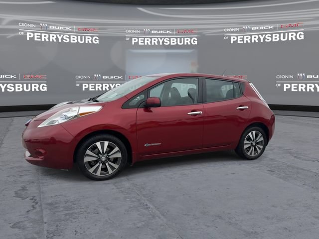 Used 2015 Nissan Leaf SL w/ Premium Package FWD image 4