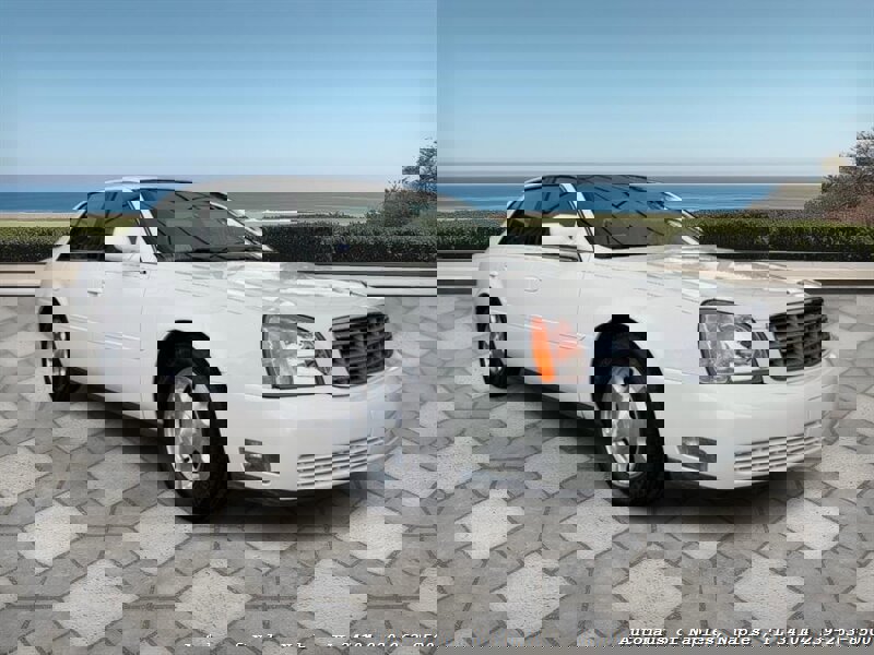 Used 2001 Cadillac De Ville w/ Comfort/Convenience Pkg image 1