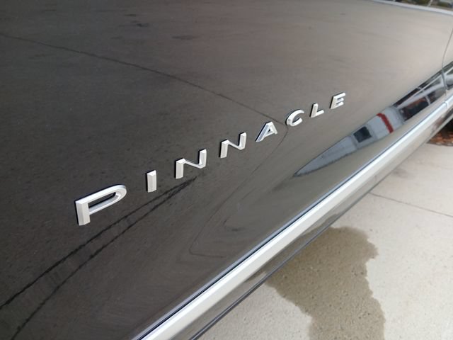 New 2026 Chrysler Pacifica Pinnacle AWD/4WD image 38